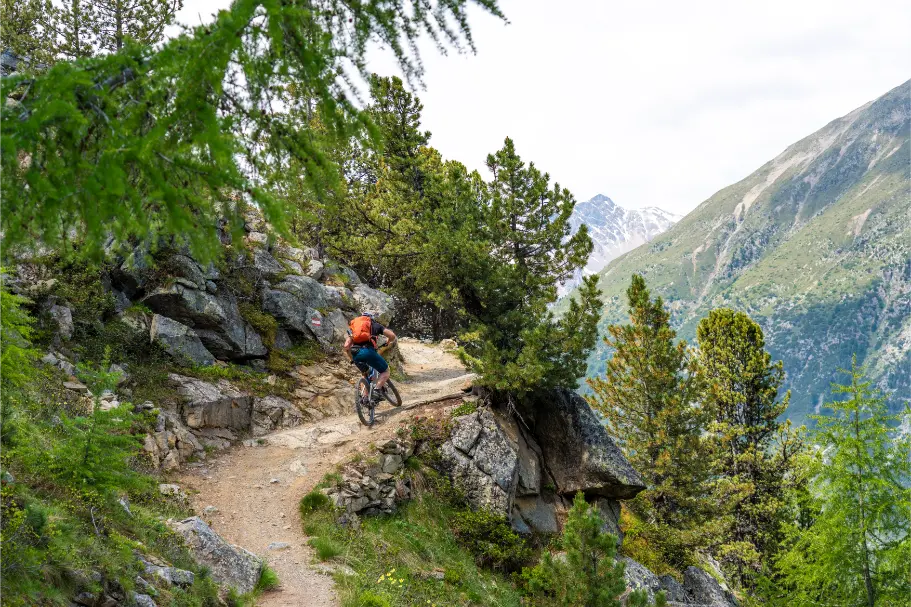 Activiteiten zoals mountainbiken in Livigno