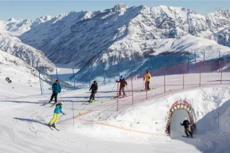 Skien met het hele gezin