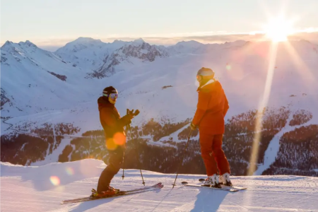 Skien met zonsondergang